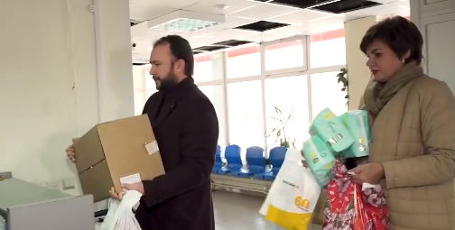 Сотрудники Балашихинского роддома передали гуманитарку беженцам новости балашихи 